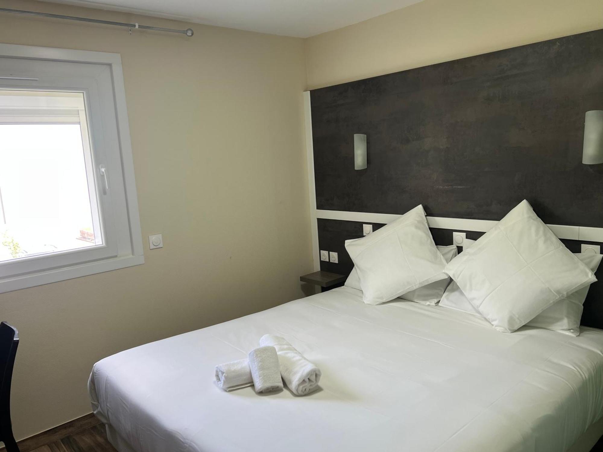 Contact Hotel Arc-En-Ciel - Reouverture - Entierement Renove มูลูส ภายนอก รูปภาพ